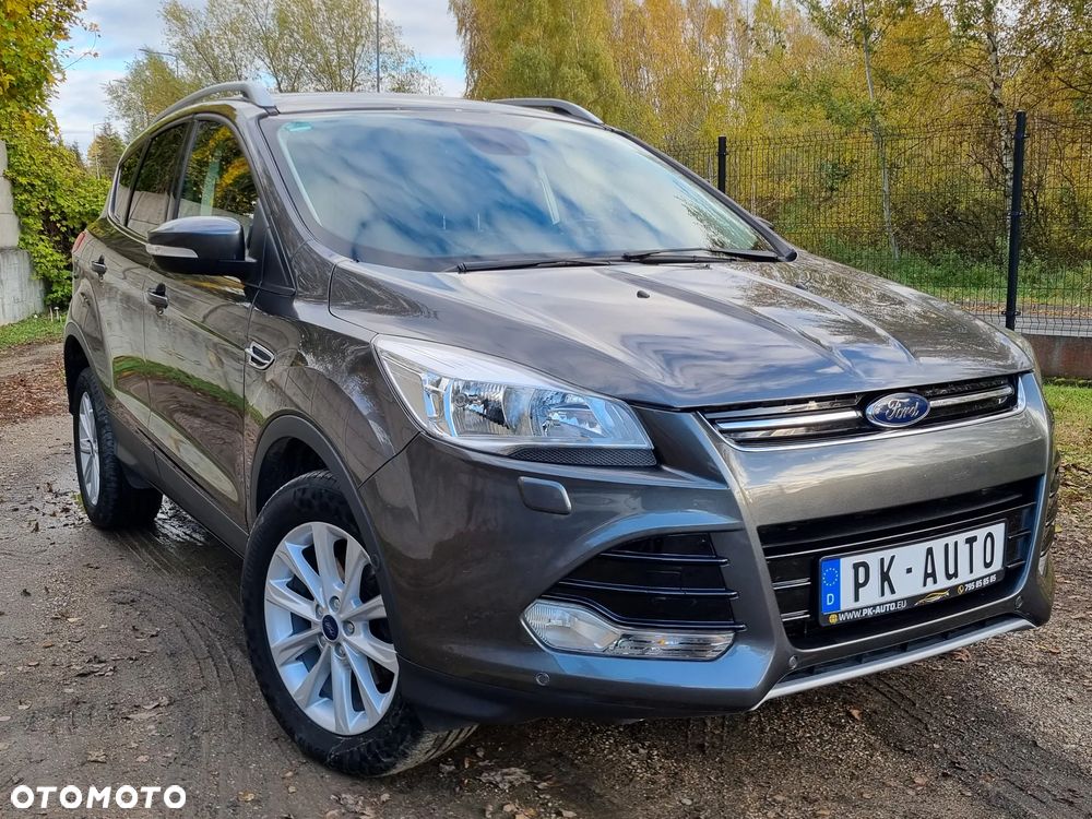 Ford Kuga 1.5 EcoBoost 2x4 Titanium - 3