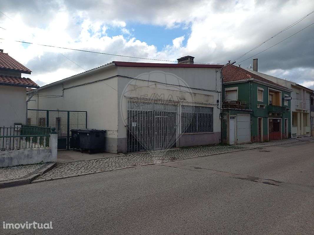 Armazém  para arrendamento - Grande imagem: 2/11