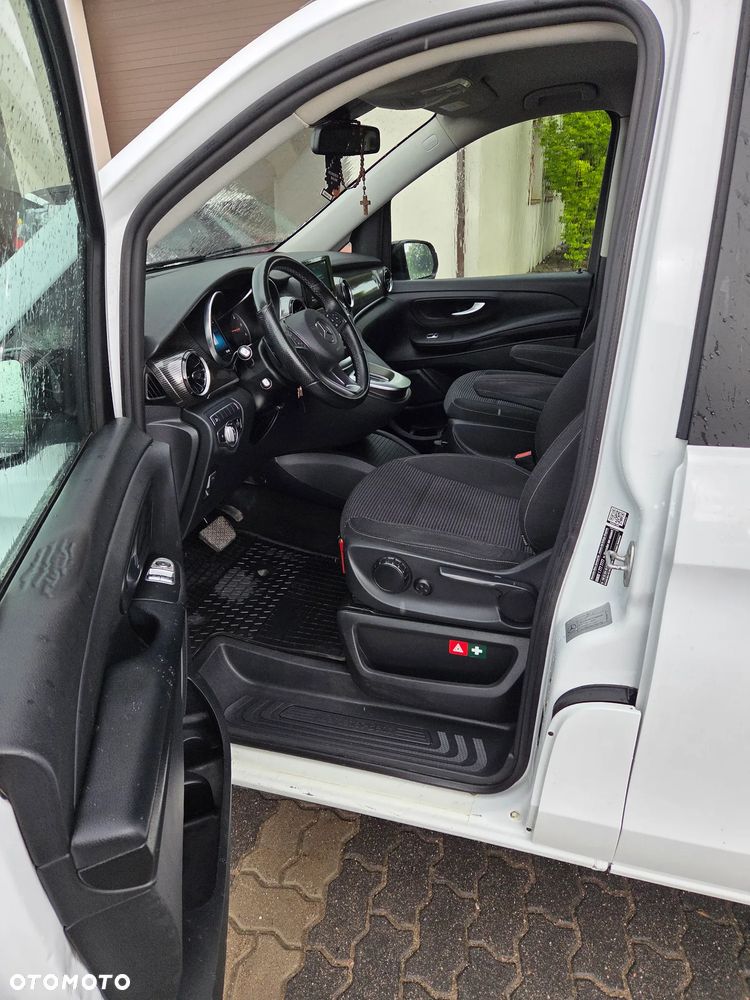 Mercedes-Benz Klasa V 300 d 4-Matic 9G-Tronic (d³ugi) - 10