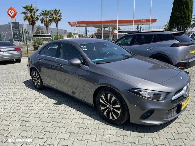 Mercedes-Benz A 180 d Style Plus Aut. - 2