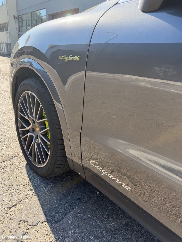 Porsche Cayenne - 11