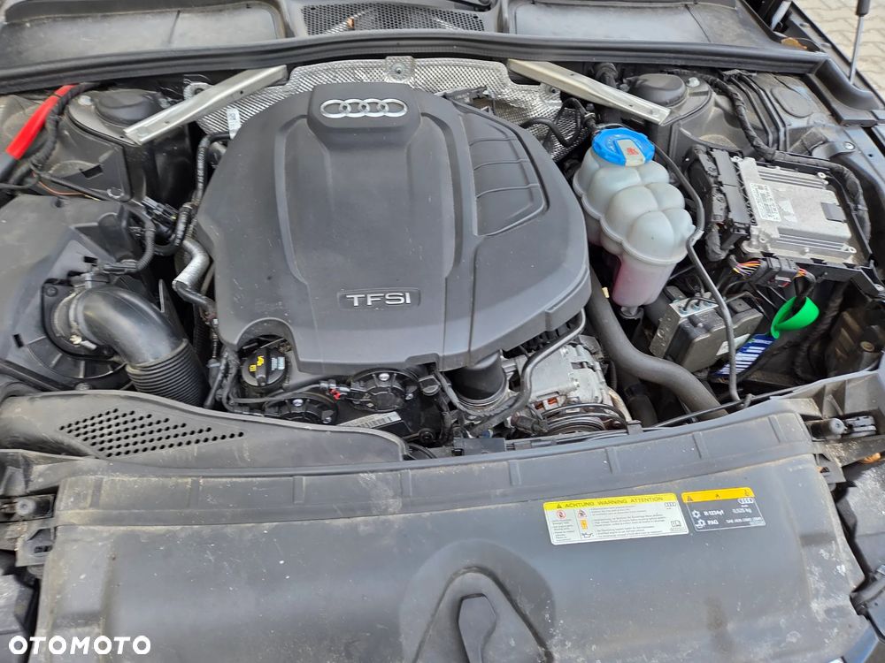 Audi A4 Avant 40 TFSI S tronic S line - 29