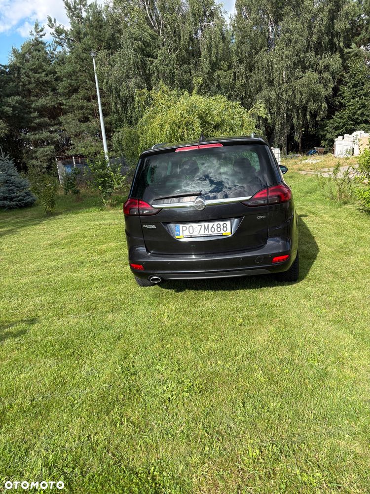 Opel Zafira 2.0 CDTI Cosmo - 4