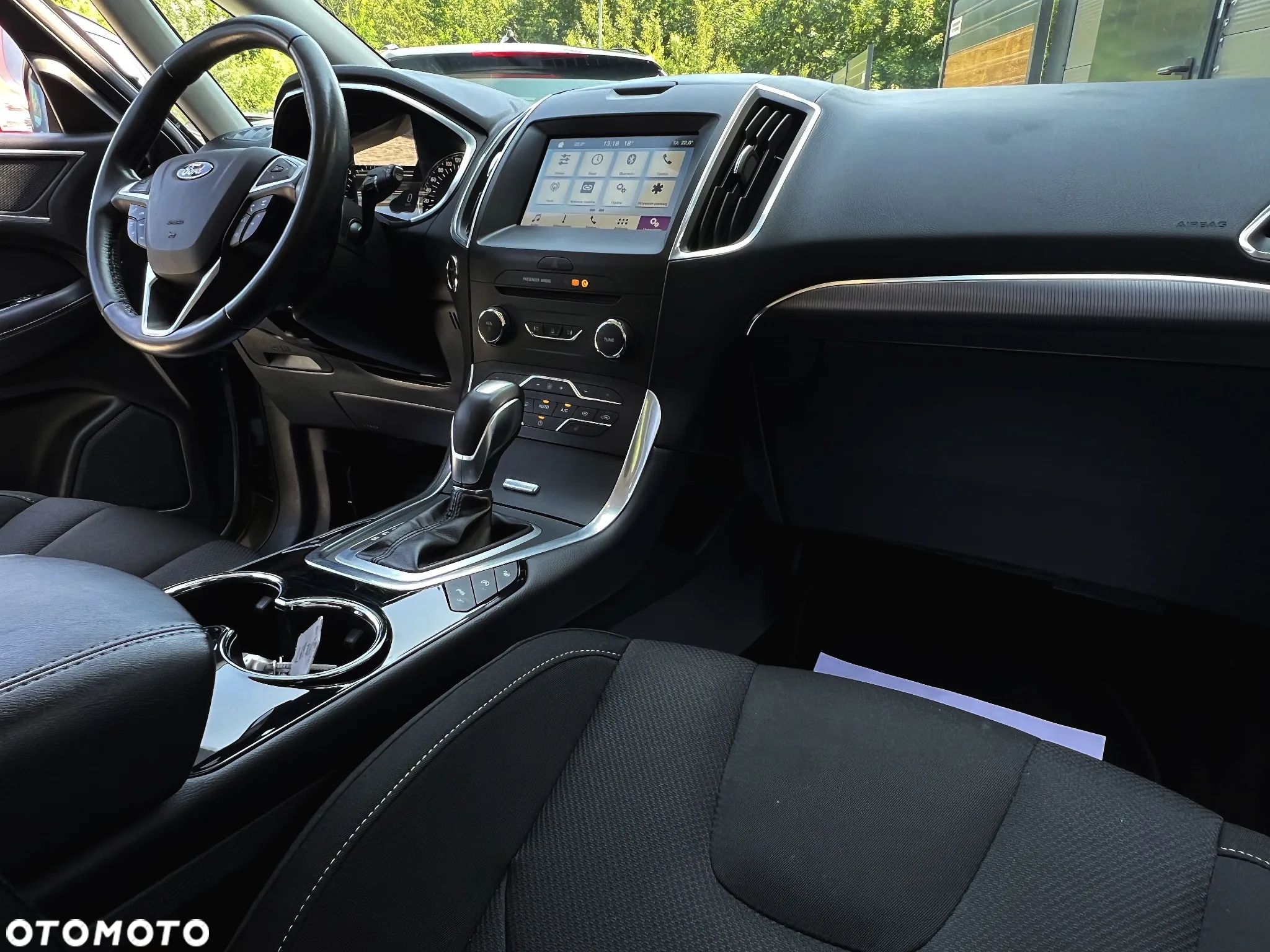 Ford S-Max - 17
