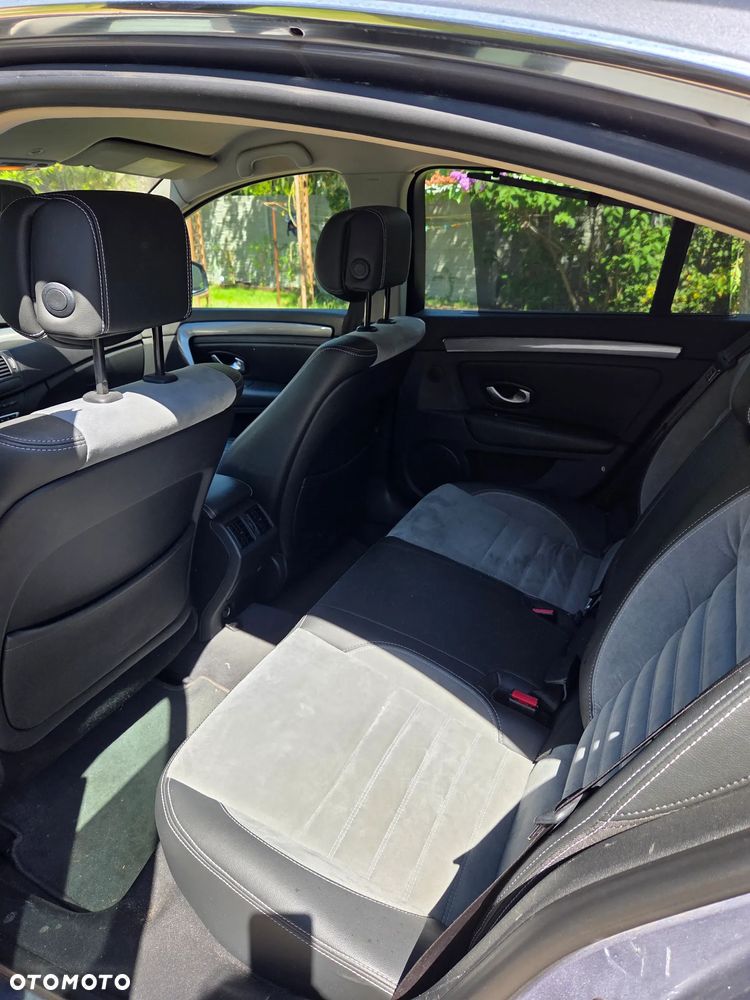Renault Laguna ver-2-0-dci-luxe-dynamique - 4