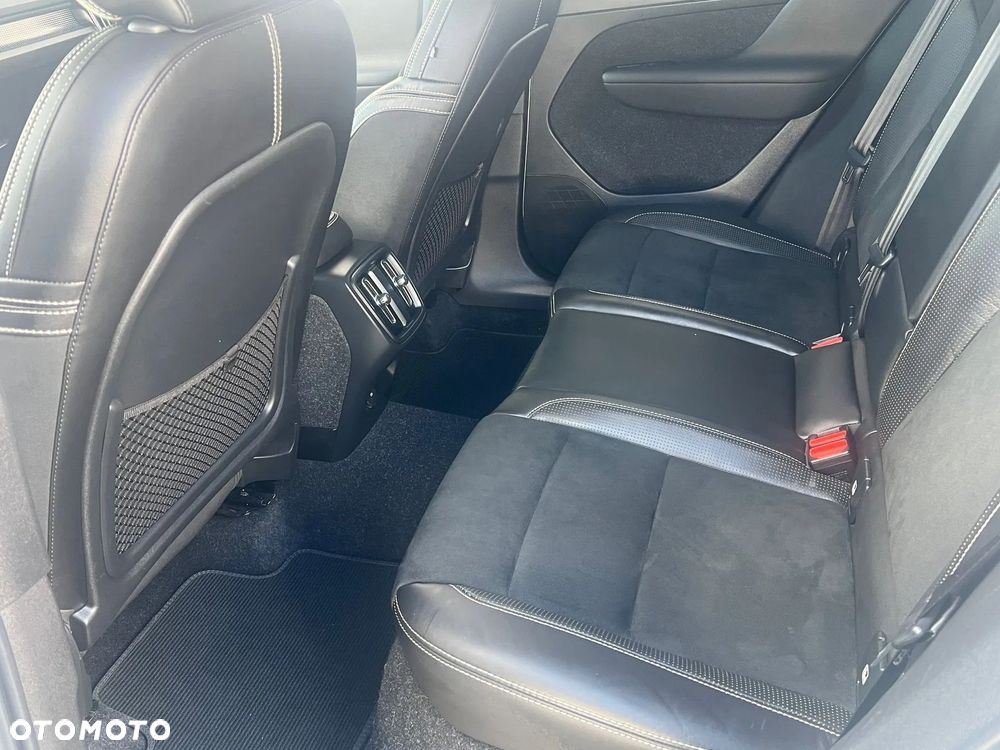 Volvo XC 40 T4 AWD Geartronic R-Design - 21