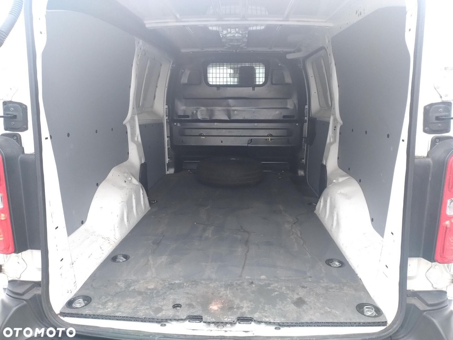 Toyota PROACE - 10