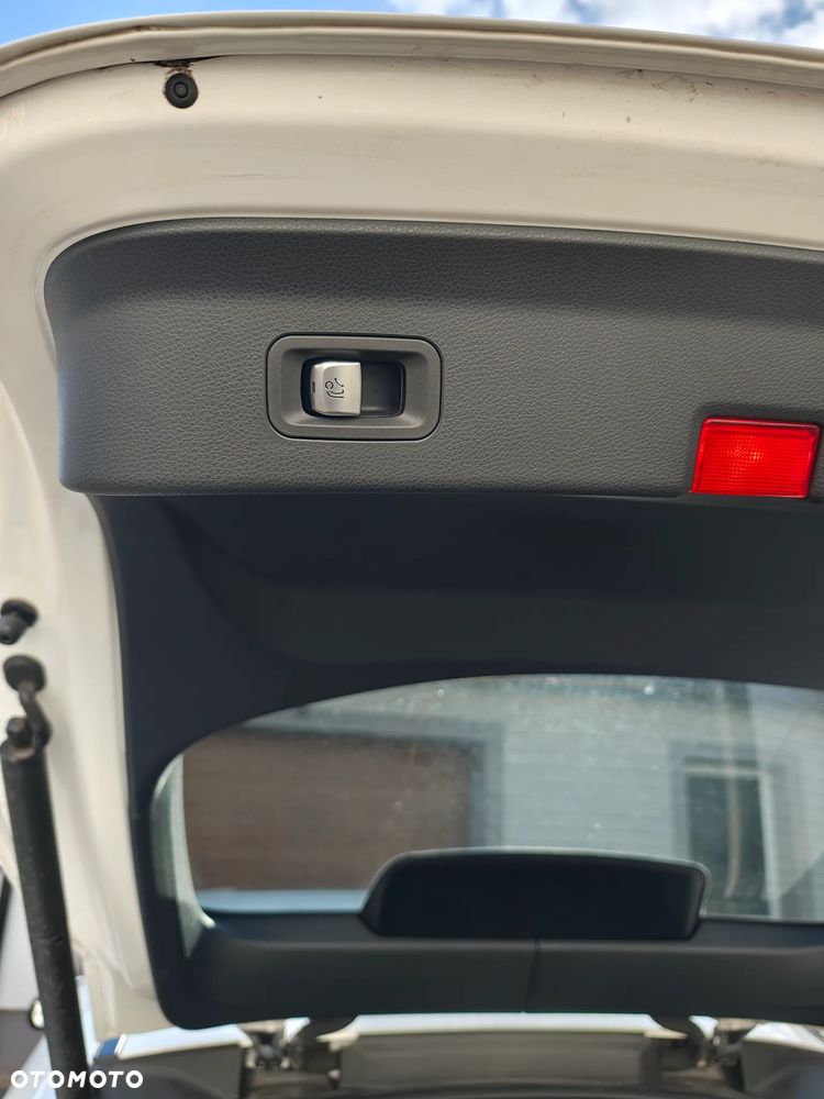 Mercedes-Benz GLC 200 d 4-Matic Business Edition - 11