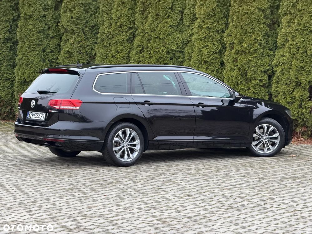Volkswagen Passat - 18