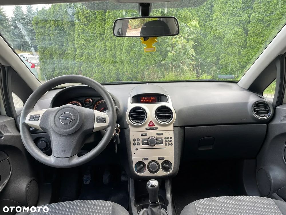 Opel Corsa - 8