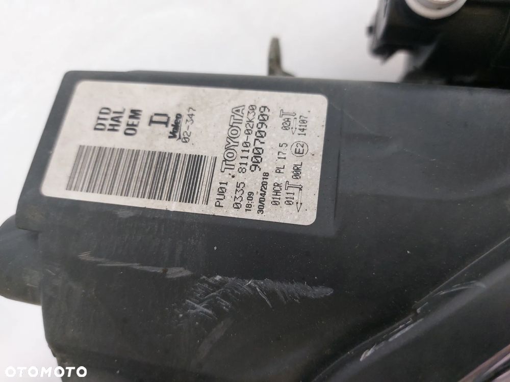 LAMPA PRAWY PRZÓD TOYOTA AURIS II LIFT LED - 4