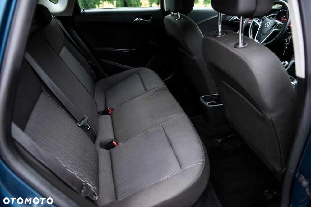 Opel Astra 1.4 EcoFLEX Innovation - 34