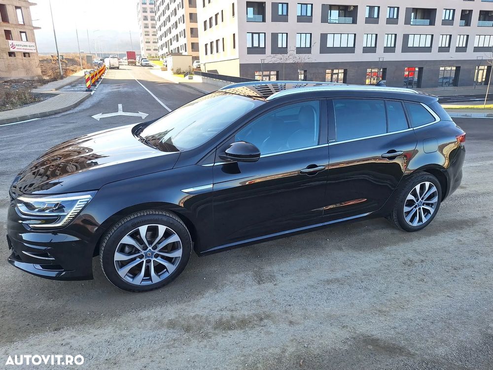 Renault Megane Grandtour E-TECH Plug-in 160 INTENS - 3