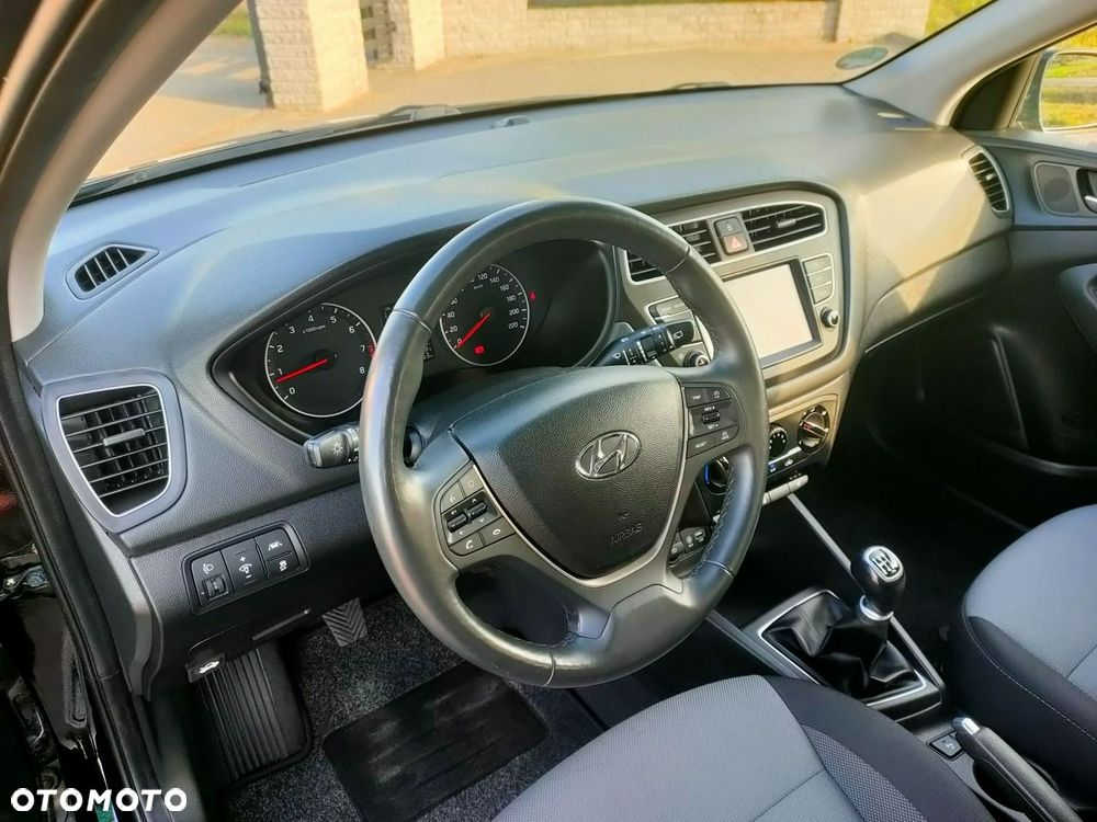 Hyundai i20 - 10