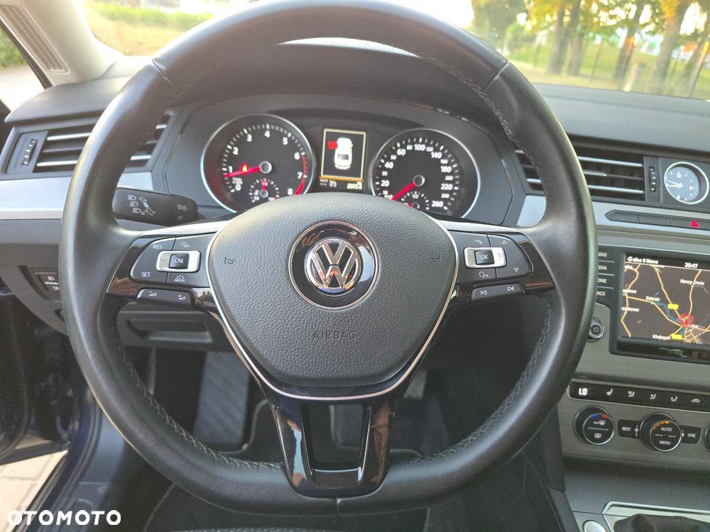 Volkswagen Passat 1.4 TSI ACT (BlueMotion Technology) Comfortline - 16