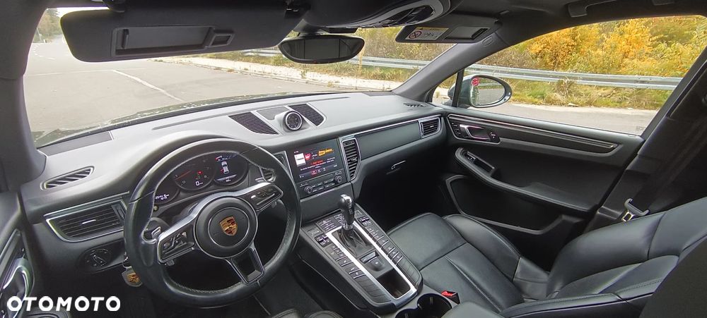 Porsche Macan Standard - 14
