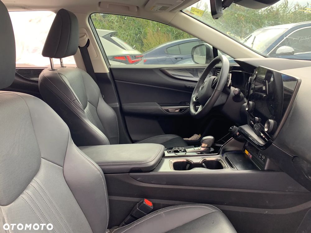 Lexus NX 350h Business - 12