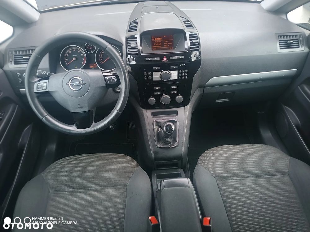 Opel Zafira 1.8 Family Plus - 19