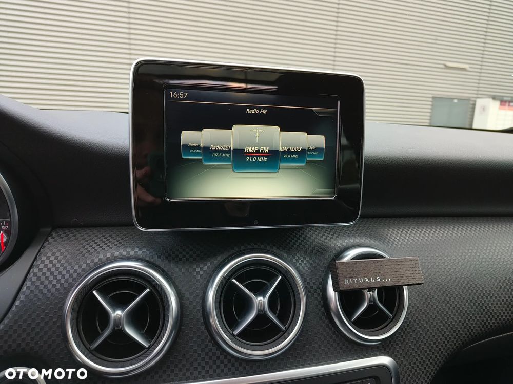 Mercedes-Benz Klasa A 220 d 7G-DCT Urban - 13