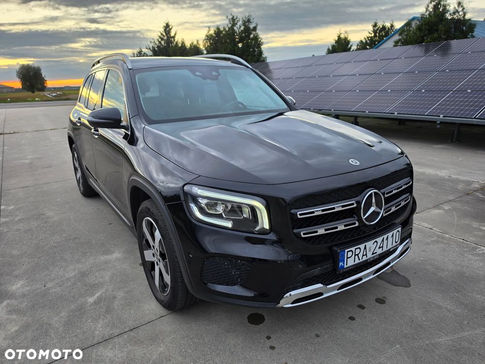 Mercedes-Benz GLB - 21