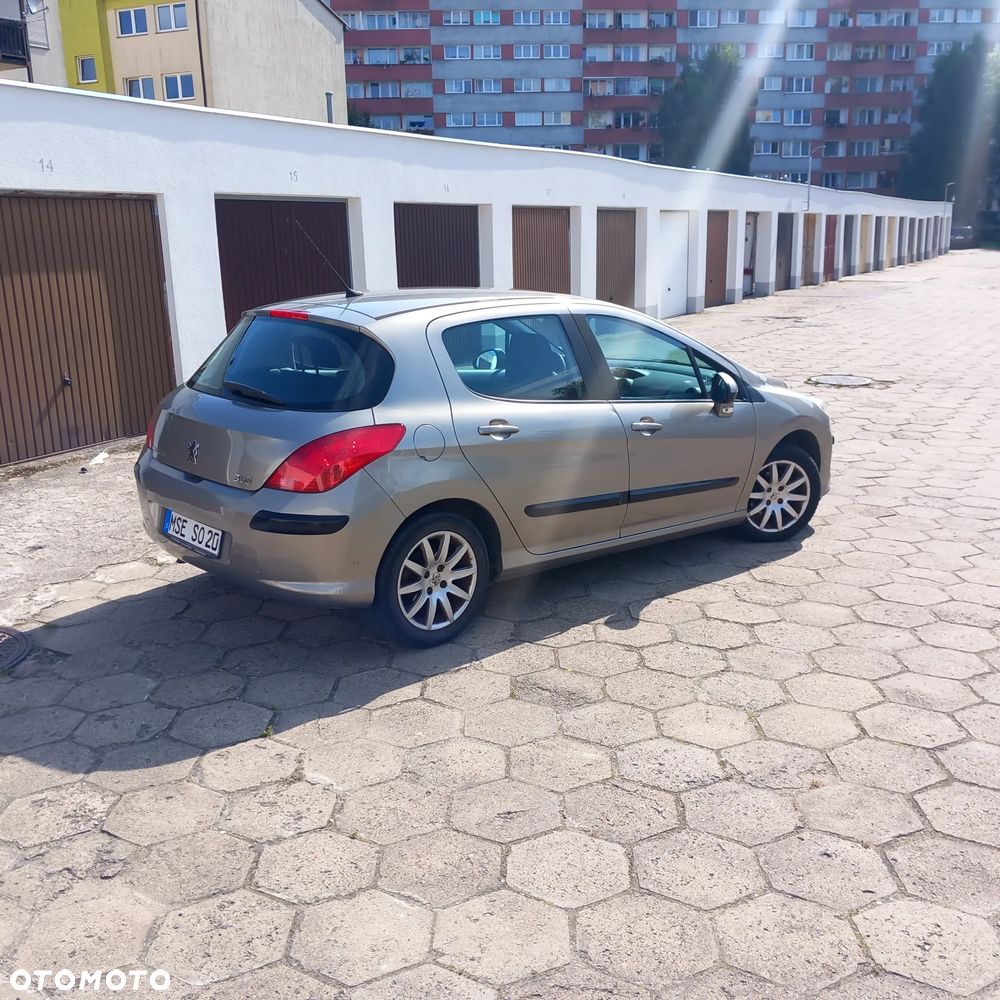 Peugeot 308 1.6 Premium Plus - 5