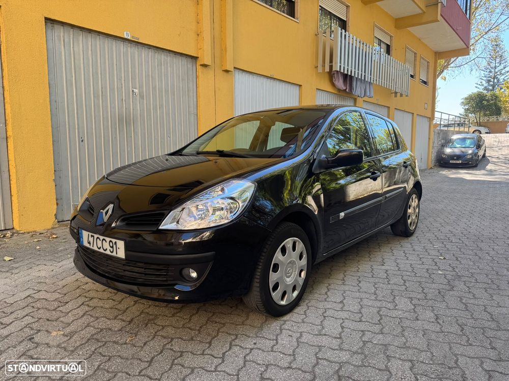 Renault Clio 1.5 dCi Confort - 1