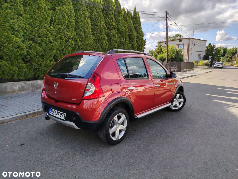 Dacia Sandero 1.6 16V Hi-Flex - 5