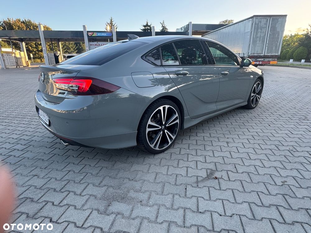 Opel Insignia 2.0 BiTurbo D 4x4 Automatik Ultimate Exclusive - 7