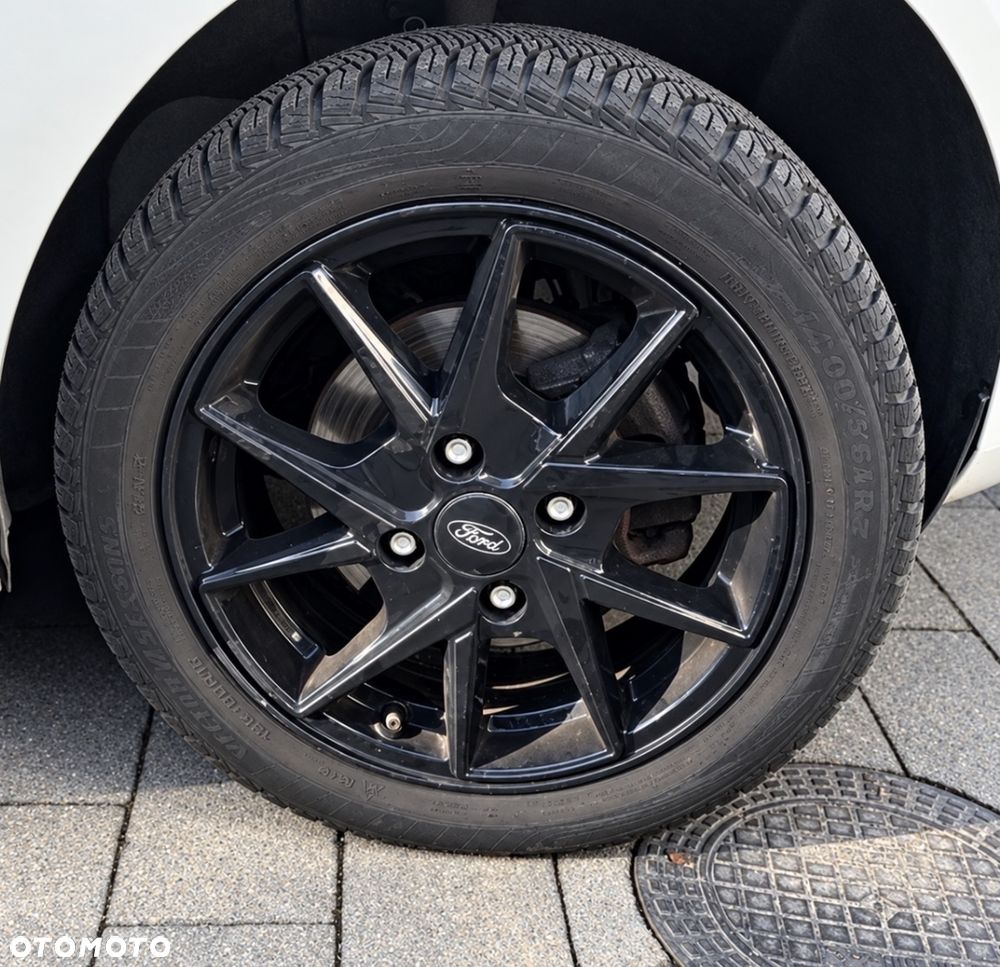 Ford Fiesta - 16