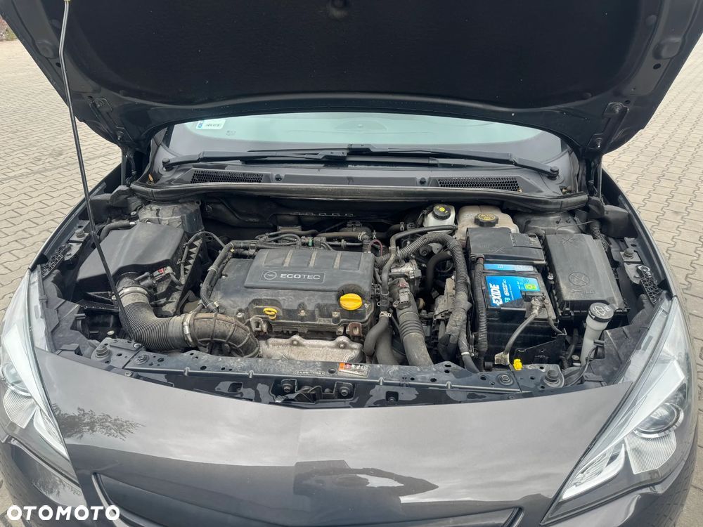 Opel Astra IV GTC 1.4 T Active - 23