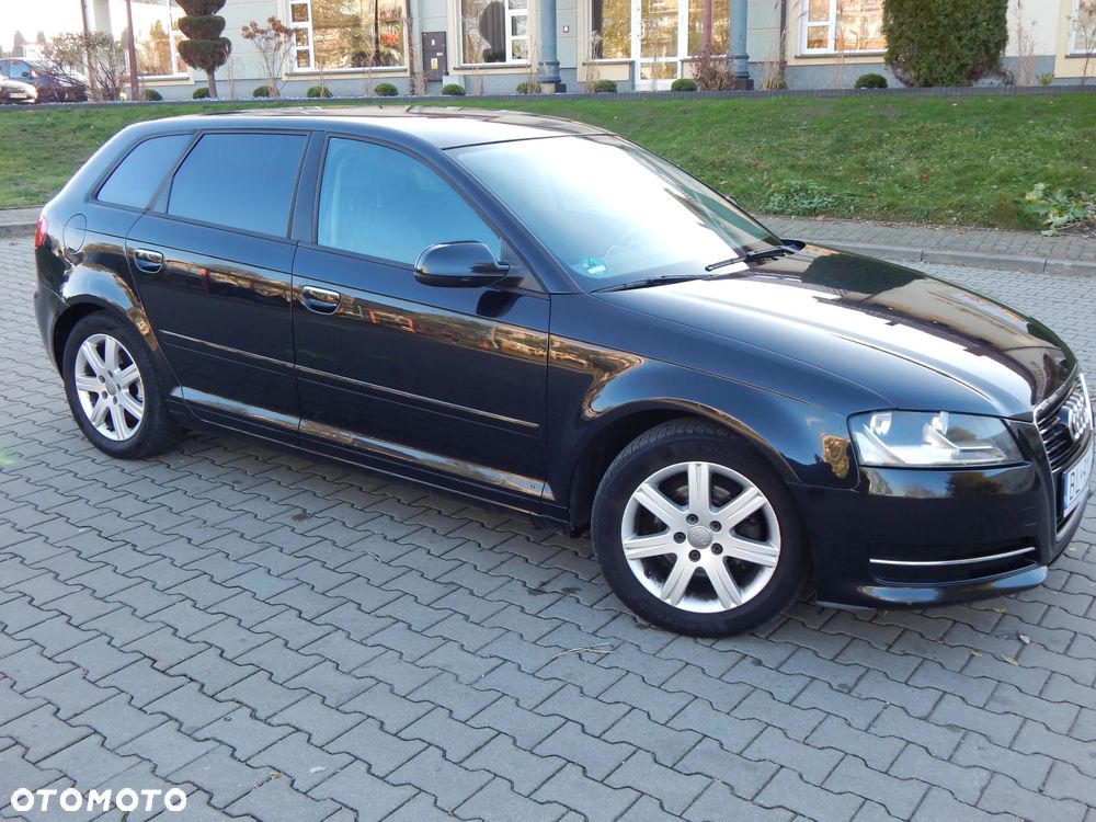 Audi A3 Sportback 1.6 TDI Ambition - 4