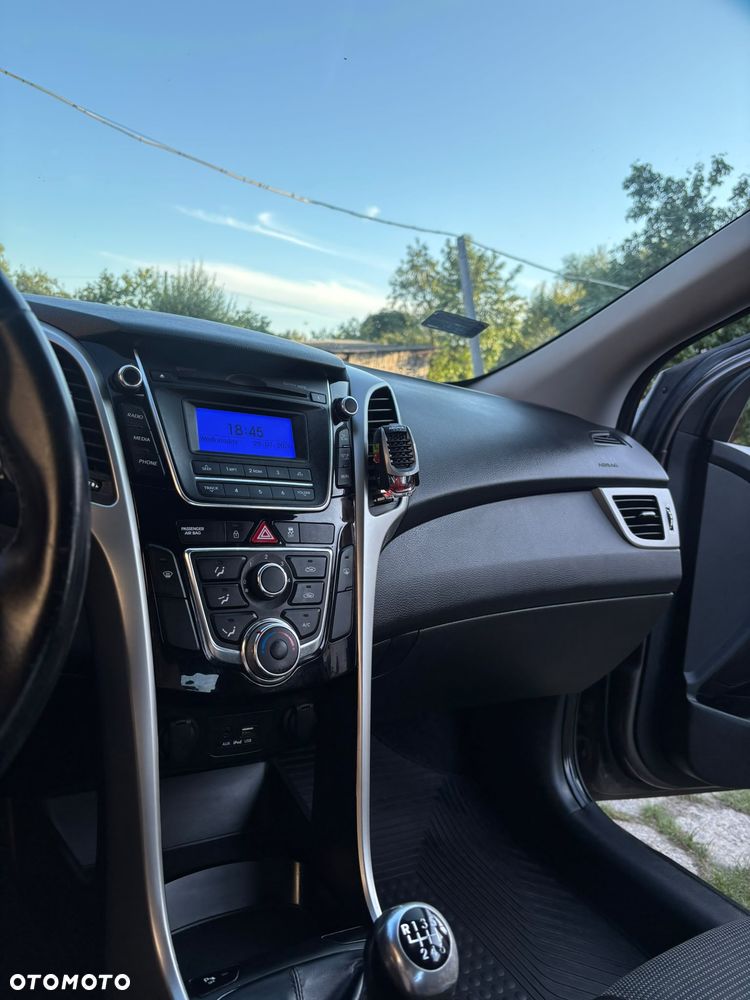 Hyundai i30 1.4 Comfort - 8
