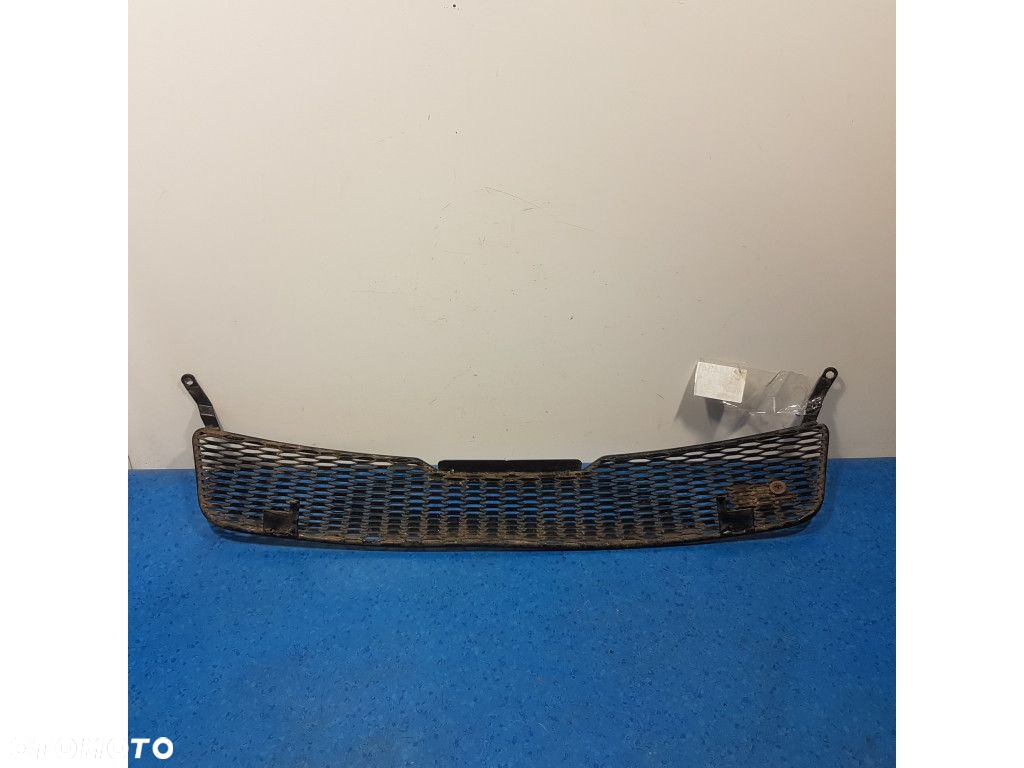 VOLKSWAGEN PASSAT B5 ATRAPA GRILL KAMEI - 5