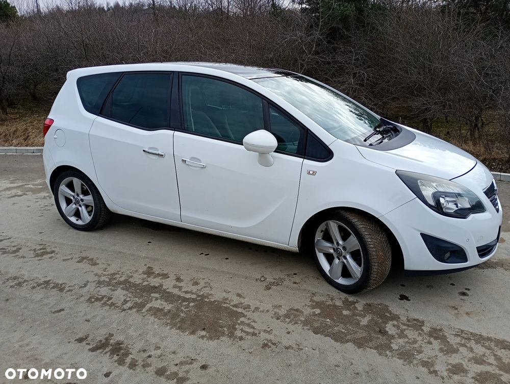 Opel Meriva 1.7 CDTI Cosmo - 4