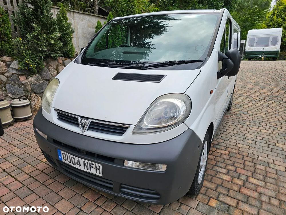 Opel Vivaro - 11