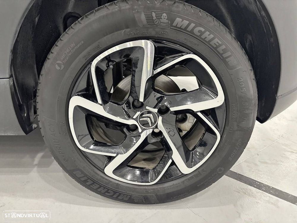 Citroën C3 1.2 PureTech Shine EAT6 - 11