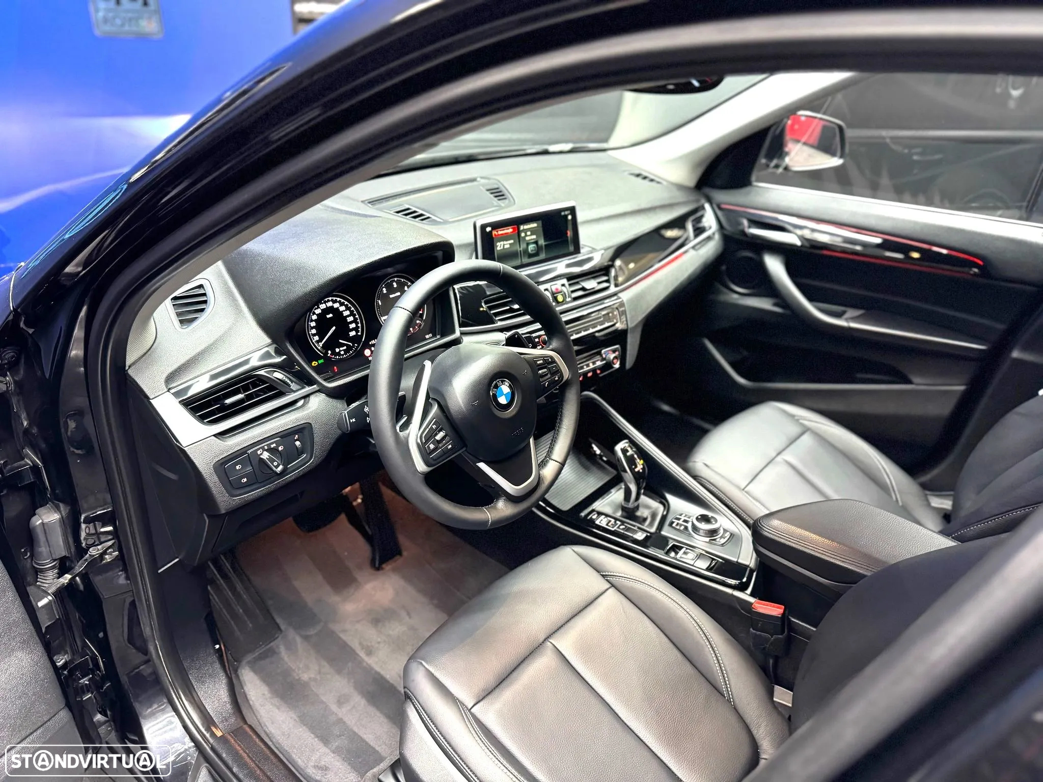BMW X1 18 d sDrive Auto Line Sport - 27