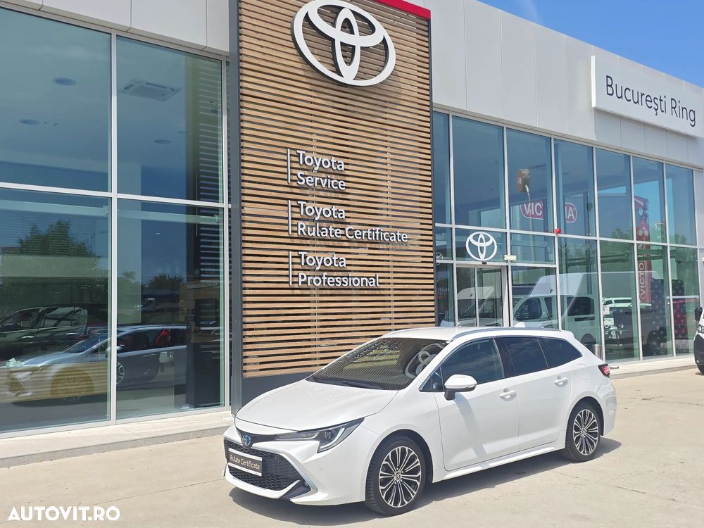 Toyota Corolla - 2