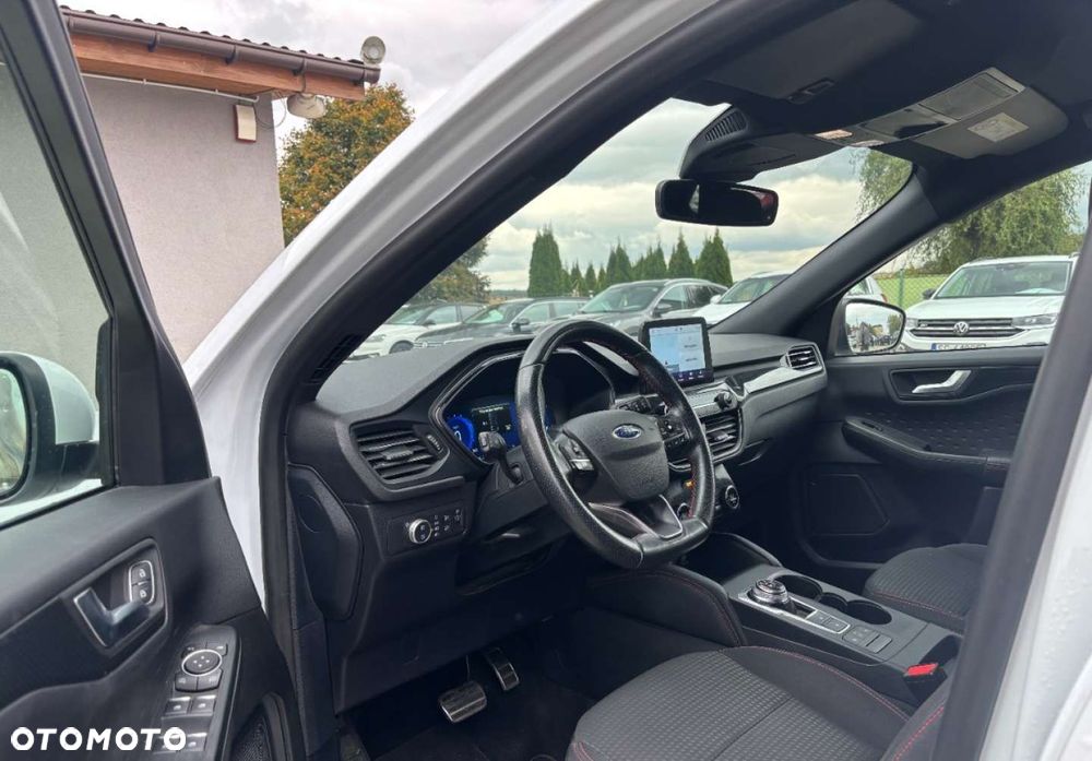 Ford Kuga - 13