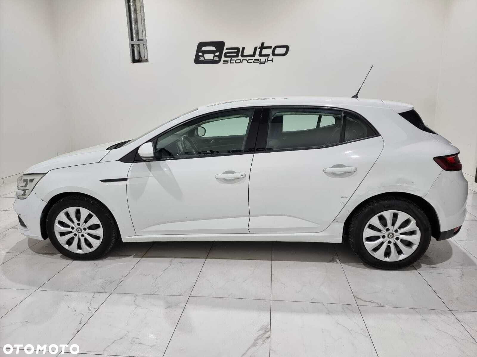 Renault Megane - 5