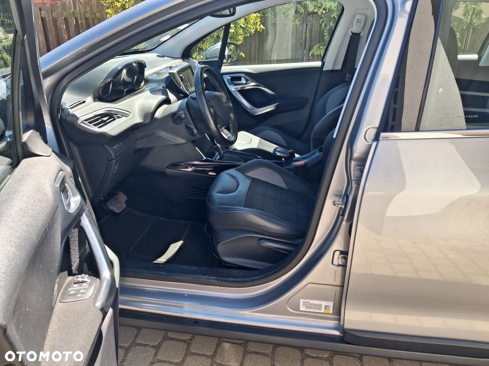 Renault Captur ENERGY TCe 120 EDC LIMITED - 15