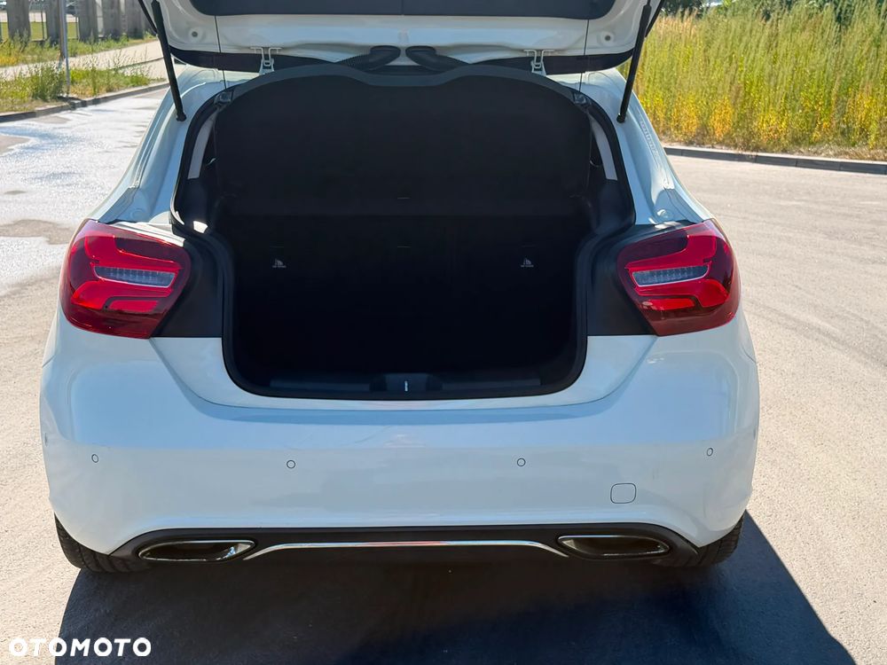 Mercedes-Benz Klasa A 180 7G-DCT Style - 16