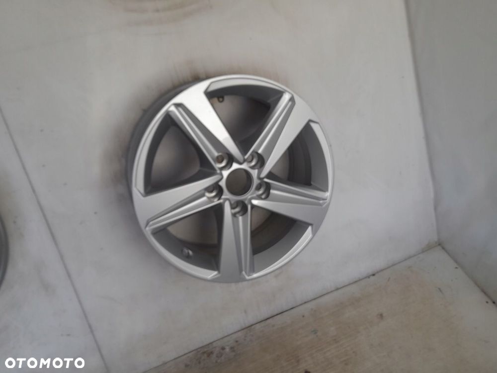 Felgi aluminiowe Toyota OE COROLLA XI XII / RAV 4 7.0" x 16" 5x114.3 ET 40 - 5