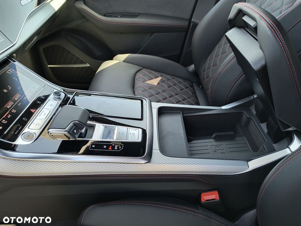 Audi Q8 - 21