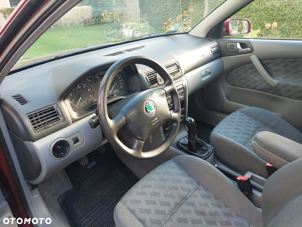 Skoda Octavia 1.8 SLX - 8