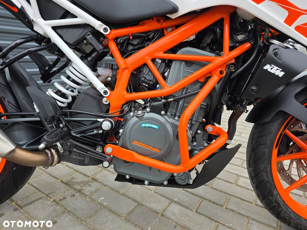 KTM Duke - 21