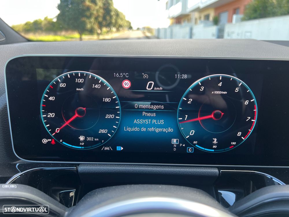 Mercedes-Benz GLA 200 7G-DCT Progressive Advanced - 25