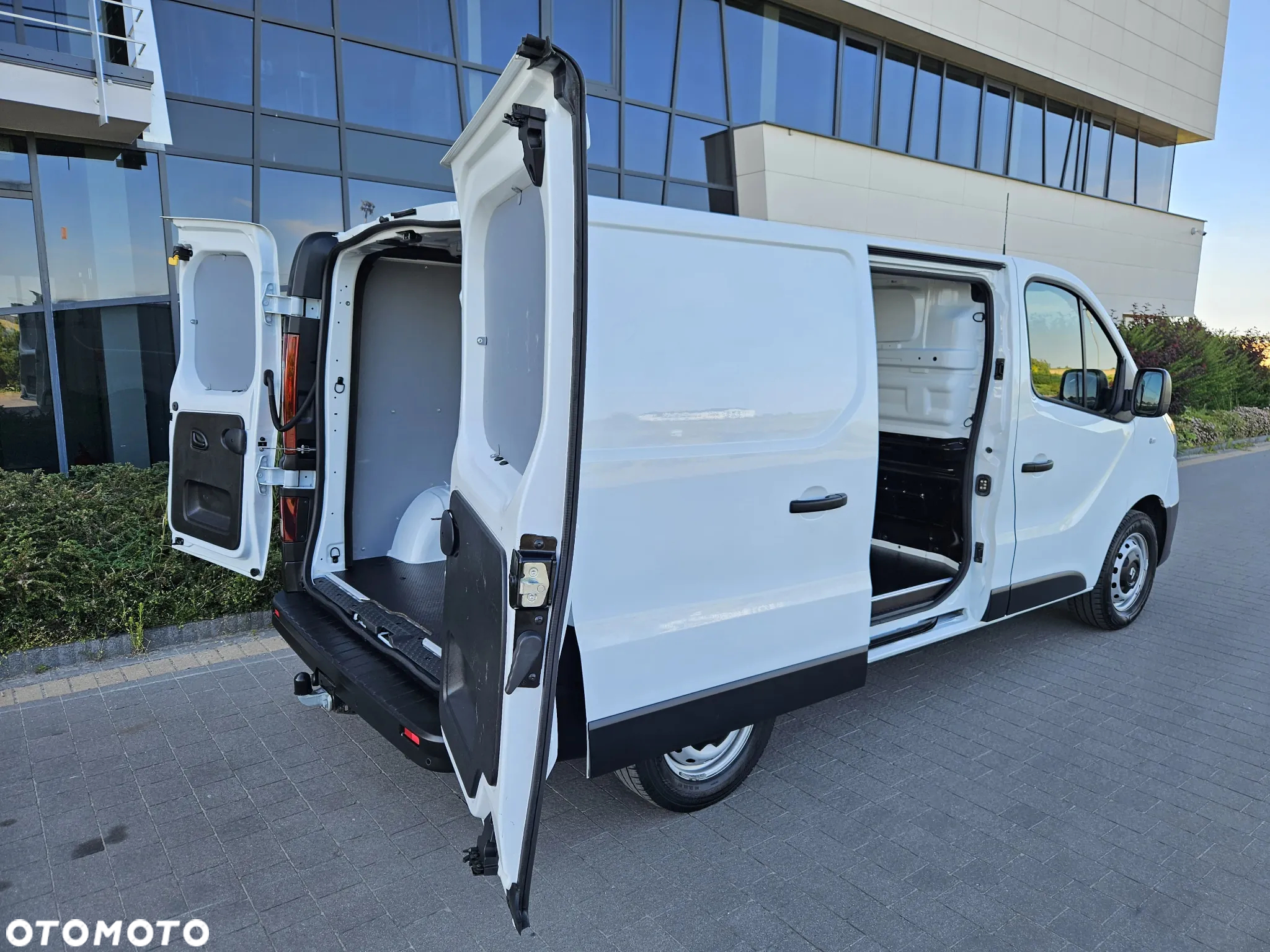 Renault Trafic - 22