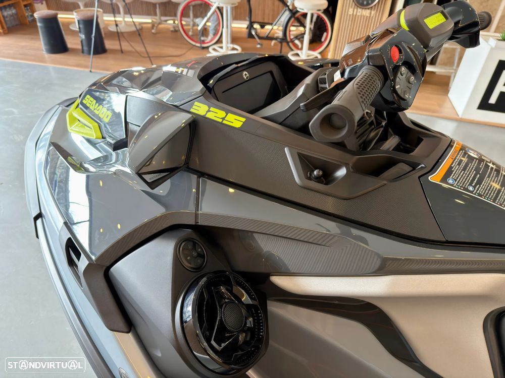 Sea-Doo RXT-X 325 RS - 7