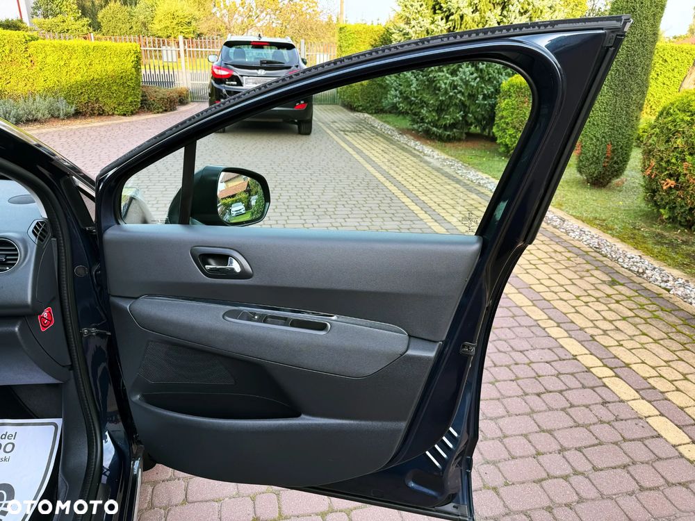Peugeot 3008 1.6 THP Active - 37
